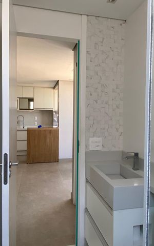 Apartamento à venda com 49m², 2 quartos e 1 vaga Apartamento à venda com 49m², 2 quartos e 1 vagaBanheiro