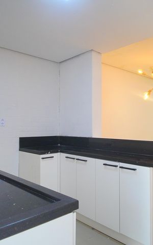 Casa à venda com 122m², 3 quartos e 2 vagascozinha