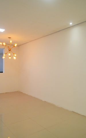 Casa à venda com 122m², 3 quartos e 2 vagassala