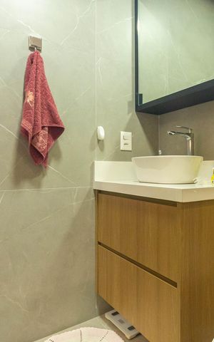 Apartamento à venda com 70m², 2 quartos e 1 vaga Apartamento à venda com 70m², 2 quartos e 1 vagaBanheiro Suíte