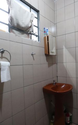 Casa à venda com 151m², 3 quartos e 2 vagasBanheiro 1