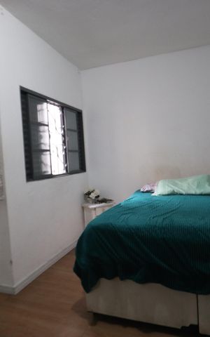 Casa à venda com 151m², 3 quartos e 2 vagasQuarto 1