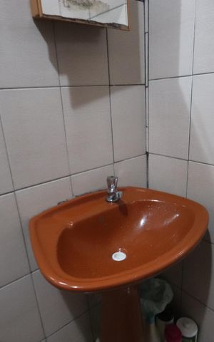 Casa à venda com 151m², 3 quartos e 2 vagasBanheiro 1