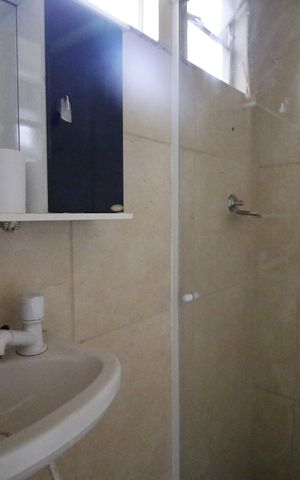 Casa à venda com 54m², 2 quartos e 1 vagaBanheiro social