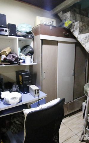 Casa à venda com 54m², 2 quartos e 1 vagaEscritório