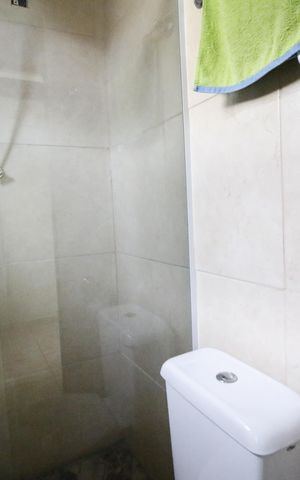Casa à venda com 54m², 2 quartos e 1 vagaBanheiro social