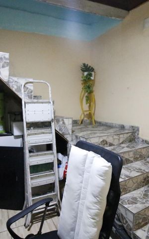 Casa à venda com 54m², 2 quartos e 1 vagaEscritório