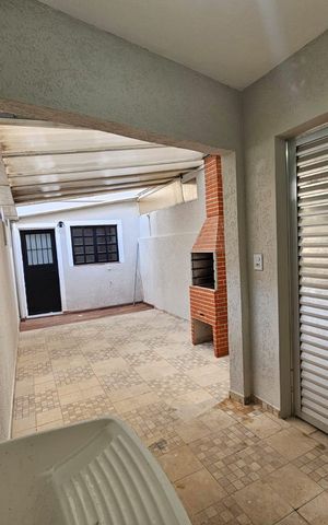Casa à venda com 93m², 2 quartos e 1 vaga Casa à venda com 93m², 2 quartos e 1 vagaÁrea externa