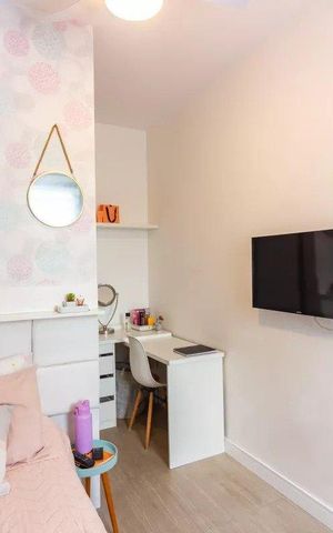 Casa à venda com 250m², 3 quartos e 4 vagas Casa à venda com 250m², 3 quartos e 4 vagasQuarto
