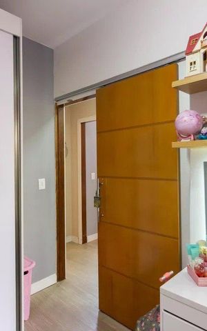 Casa à venda com 250m², 3 quartos e 4 vagas Casa à venda com 250m², 3 quartos e 4 vagasQuarto