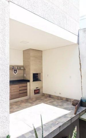 Casa à venda com 250m², 3 quartos e 4 vagas Casa à venda com 250m², 3 quartos e 4 vagasChurrasqueira