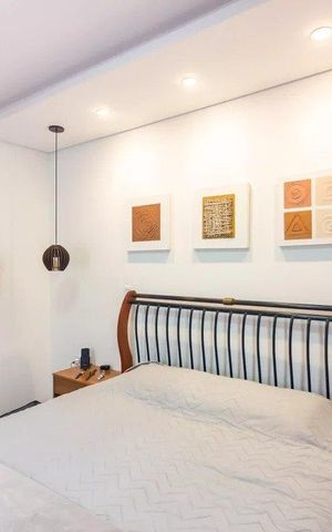 Casa à venda com 250m², 3 quartos e 4 vagas Casa à venda com 250m², 3 quartos e 4 vagasQuarto
