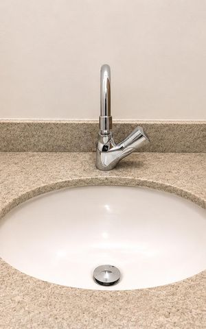 Studio à venda com 25m², 1 quarto e sem vaga Studio à venda com 25m², 1 quarto e sem vagaBanheiro