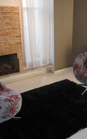 Casa de condomínio à venda com 490m², 3 quartos e 2 vagasSala de Estar