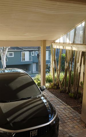 Casa de condomínio à venda com 490m², 3 quartos e 2 vagasGaragem