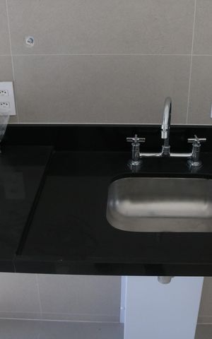 Apartamento à venda com 41m², 2 quartos e sem vagaCozinha e Área de Serviço