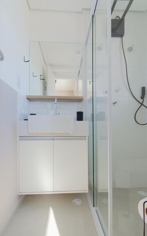 Apartamento à venda com 40m², 2 quartos e 1 vaga Apartamento à venda com 40m², 2 quartos e 1 vagaBanheiro da Suíte 1