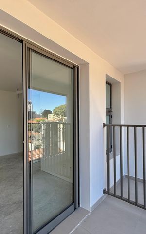 Studio para alugar com 25m², 1 quarto e sem vaga Studio para alugar com 25m², 1 quarto e sem vagaSacada