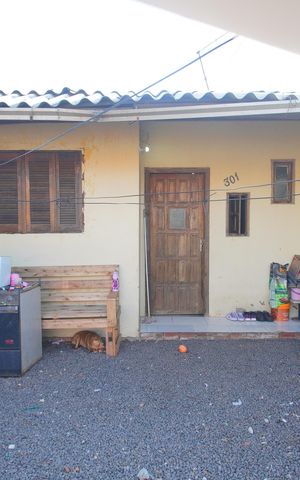 Casa para alugar com 80m², 2 quartos e 1 vagaQuintal