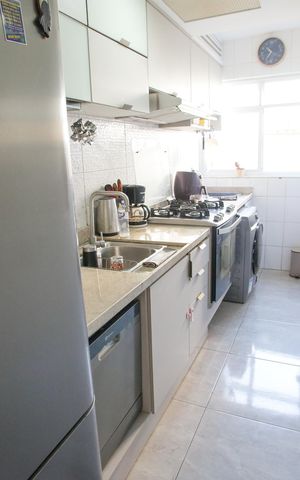 Apartamento à venda com 62m², 2 quartos e 1 vagaCozinha