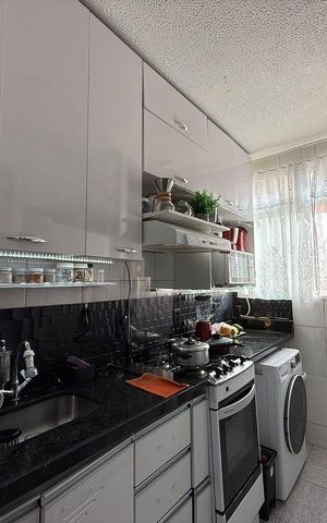 Apartamento à venda com 48m², 2 quartos e 1 vaga Apartamento à venda com 48m², 2 quartos e 1 vagaCozinha