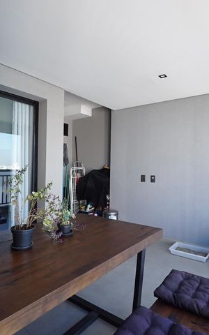 Apartamento à venda com 61m², 2 quartos e 1 vagaVaranda