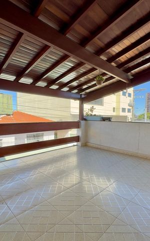 Casa à venda com 170m², 3 quartos e 2 vagas Casa à venda com 170m², 3 quartos e 2 vagasSacada