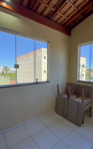Casa à venda com 170m², 3 quartos e 2 vagas Casa à venda com 170m², 3 quartos e 2 vagasSalão