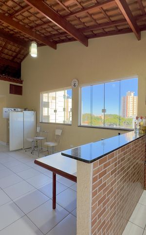 Casa à venda com 170m², 3 quartos e 2 vagas Casa à venda com 170m², 3 quartos e 2 vagasSalão