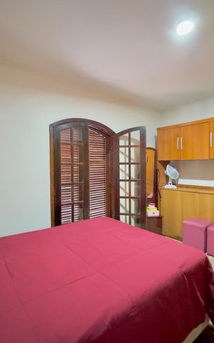 Casa à venda com 170m², 3 quartos e 2 vagas Casa à venda com 170m², 3 quartos e 2 vagasQuarto 3