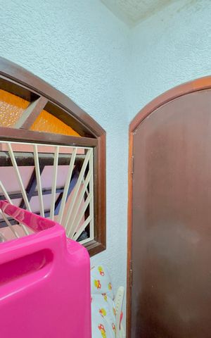 Casa à venda com 170m², 3 quartos e 2 vagas Casa à venda com 170m², 3 quartos e 2 vagasDespensa
