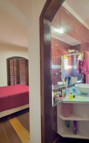Casa à venda com 170m², 3 quartos e 2 vagas Casa à venda com 170m², 3 quartos e 2 vagasBanheiro da Suíte