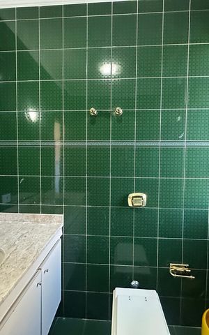 Casa de condomínio para alugar com 520m², 4 quartos e 4 vagasBanheiro da Suíte 3