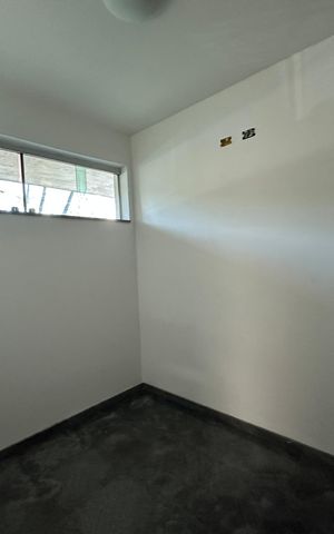 Casa de condomínio para alugar com 520m², 4 quartos e 4 vagasQuarto de Serviço