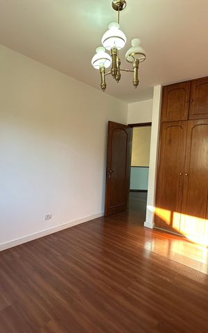 Casa de condomínio para alugar com 520m², 4 quartos e 4 vagasSuíte 2