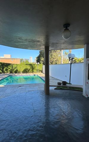 Casa de condomínio para alugar com 520m², 4 quartos e 4 vagasChurrasqueira