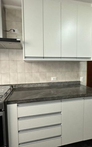 Casa de condomínio para alugar com 520m², 4 quartos e 4 vagasCozinha