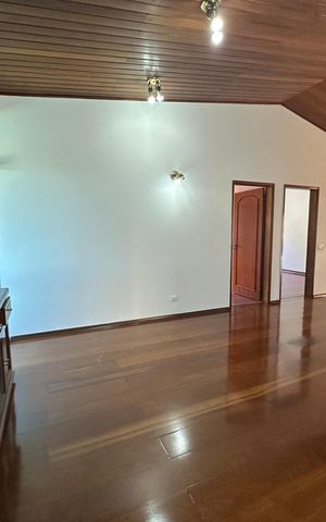 Casa de condomínio para alugar com 520m², 4 quartos e 4 vagasSala íntima 