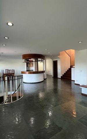 Casa de condomínio para alugar com 520m², 4 quartos e 4 vagasSala