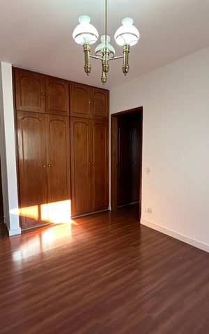Casa de condomínio para alugar com 520m², 4 quartos e 4 vagasSuíte 2
