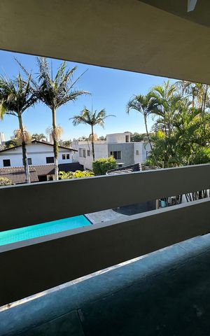 Casa de condomínio para alugar com 520m², 4 quartos e 4 vagasVaranda