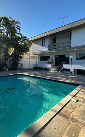 Casa de condomínio para alugar com 520m², 4 quartos e 4 vagasPiscina