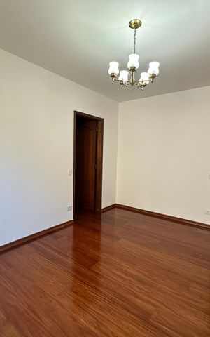 Casa de condomínio para alugar com 520m², 4 quartos e 4 vagasSuíte 1