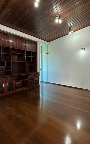 Casa de condomínio para alugar com 520m², 4 quartos e 4 vagasSala íntima 