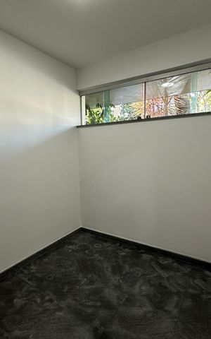 Casa de condomínio para alugar com 520m², 4 quartos e 4 vagasQuarto de Serviço