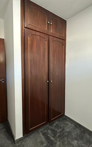 Casa de condomínio para alugar com 520m², 4 quartos e 4 vagasQuarto de Serviço