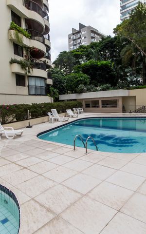 Apartamento para alugar com 111m², 3 quartos e 2 vagasPiscina