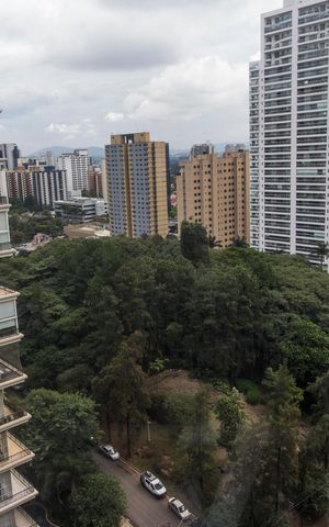 Apartamento para alugar com 111m², 3 quartos e 2 vagasVista