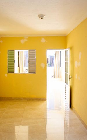 Casa à venda com 90m², 1 quarto e sem vagaSala