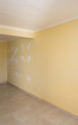 Casa à venda com 90m², 1 quarto e sem vagaSala